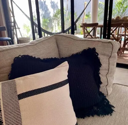 Casa Kuk, Stylish, At 5 Min, Pool, Concierge Villa
