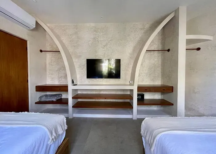 Casa Kuk, Stylish, At 5 Min, Pool, Concierge